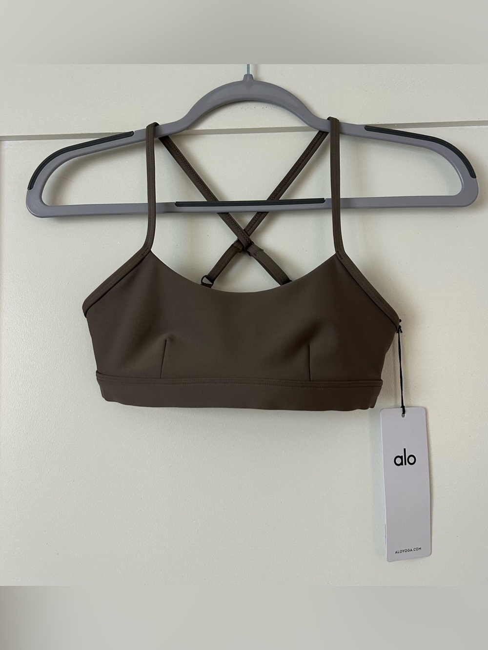 NWT Alo Yoga Airlift Intrigue Bra Size Extra Small